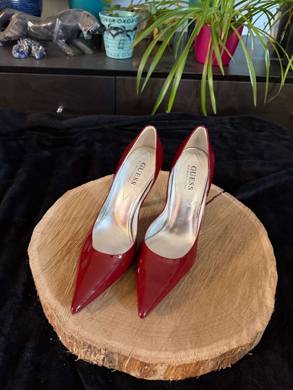 GUESS Red Patent Pointed-Toe Stiletto Pumps - Picture 2 of 7